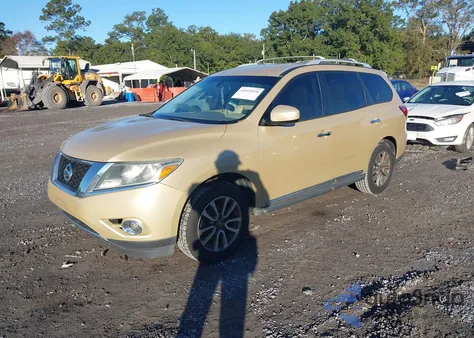 2013 Nissan Pathfinder Sl from USA, damaged, VIN 5N1AR2MM9DC656037